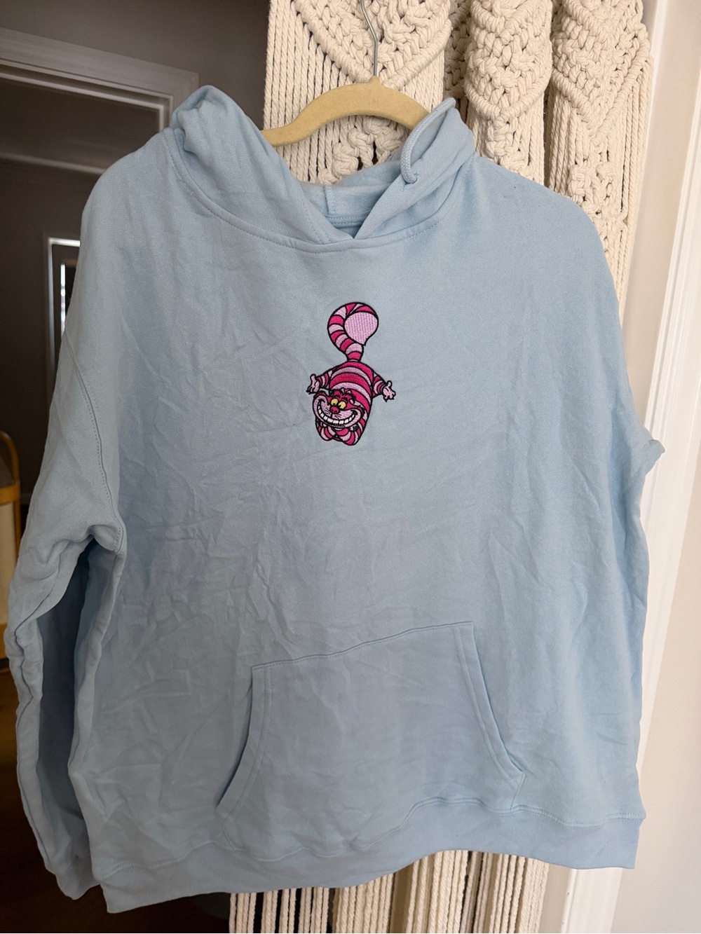 NWOT Alice in Wonderland Cheshire Cat Hoodie - XL